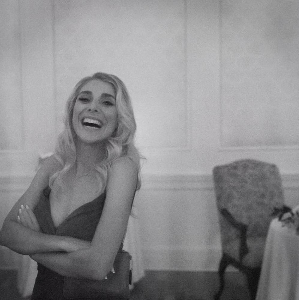 Meet your Posher, Victoria